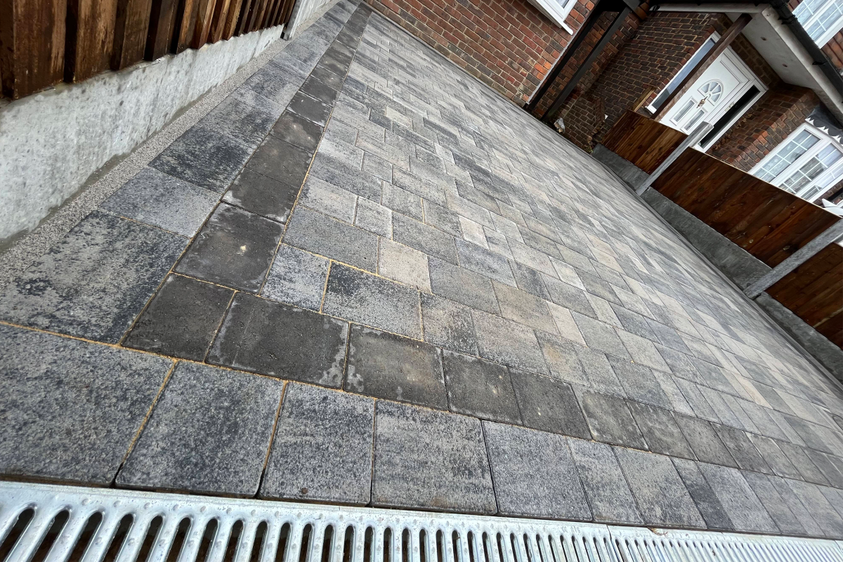 Driveways-Essex-Harold-Hill-005