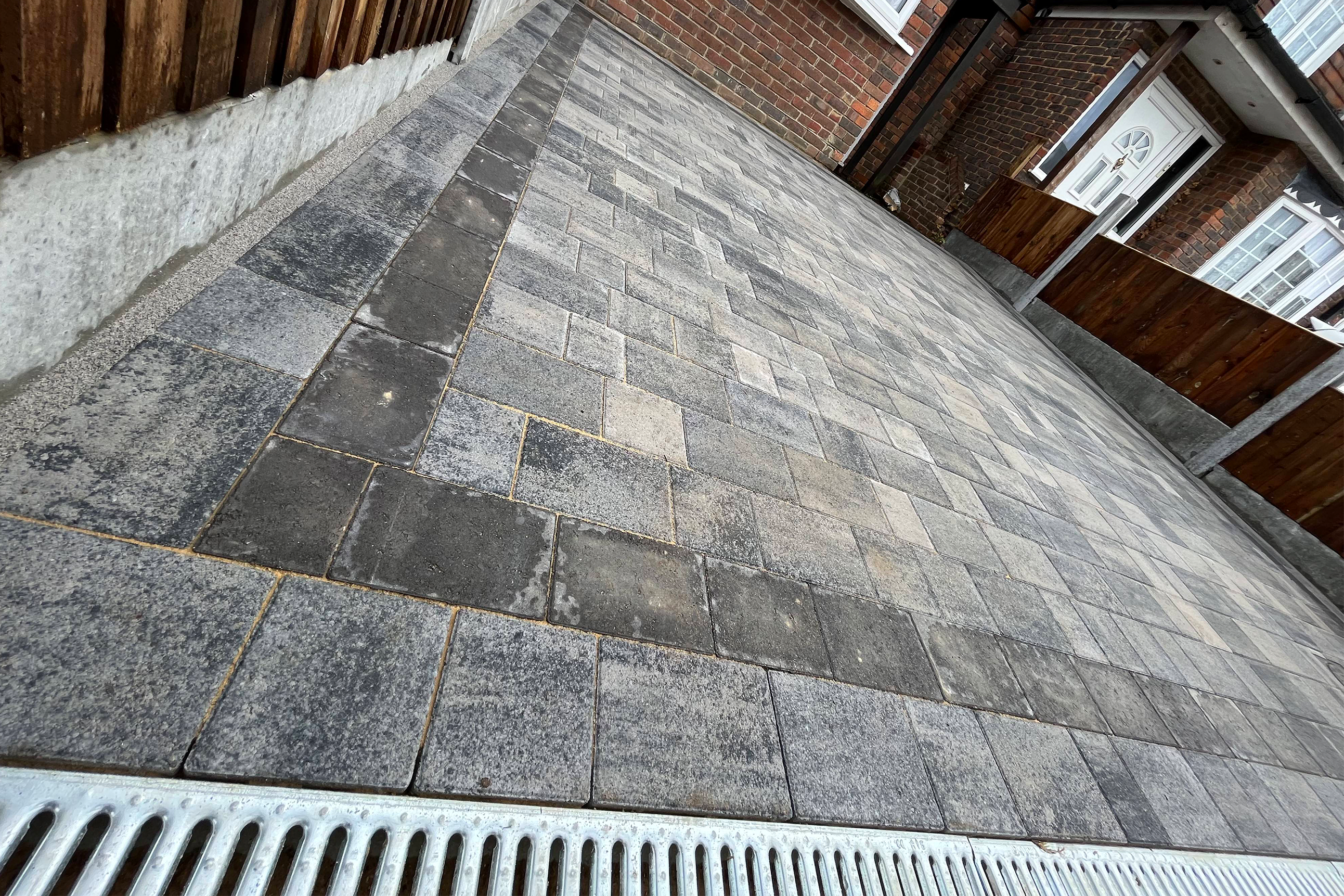 https://newscapehq.co.uk/wp-content/uploads/2023/04/Driveways-Essex-Harold-Hill-005.png