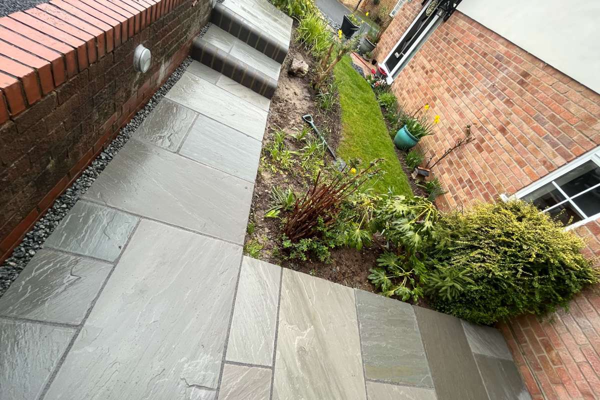 Patio003