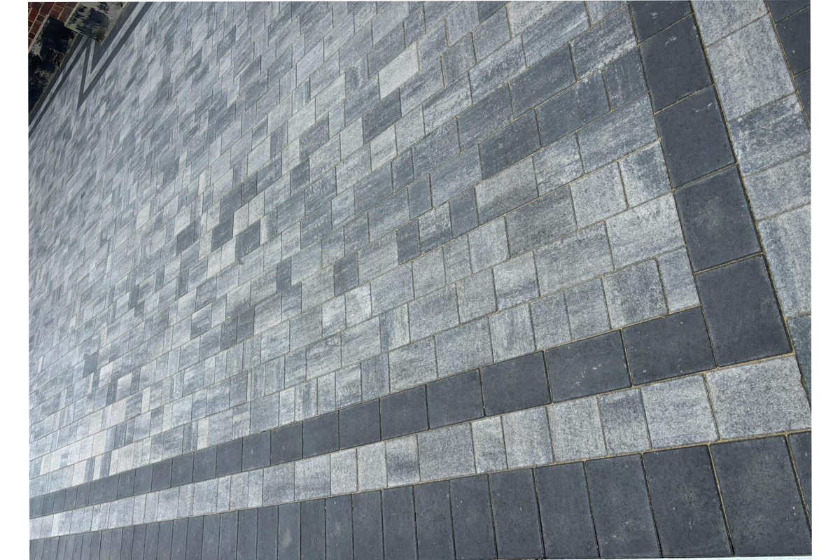 NewScapeHQ-Driveway-2400