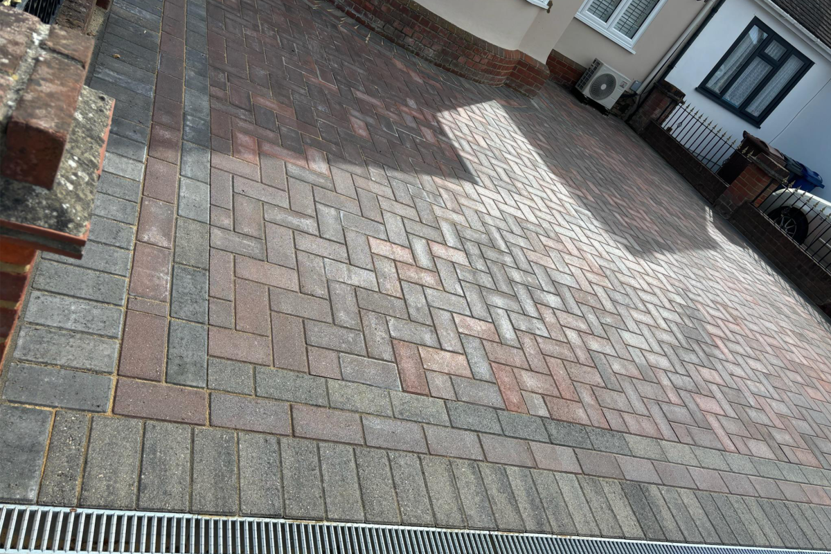 NewScapeHQ-Driveway-4400